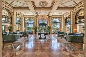 Barrière - L_hermitage_lobby2