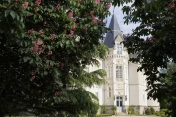 EXTERIEUR 2 -Chateau-des-Tesnieres_73A4792