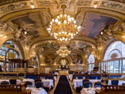 le-train-bleu-020_2800x2100